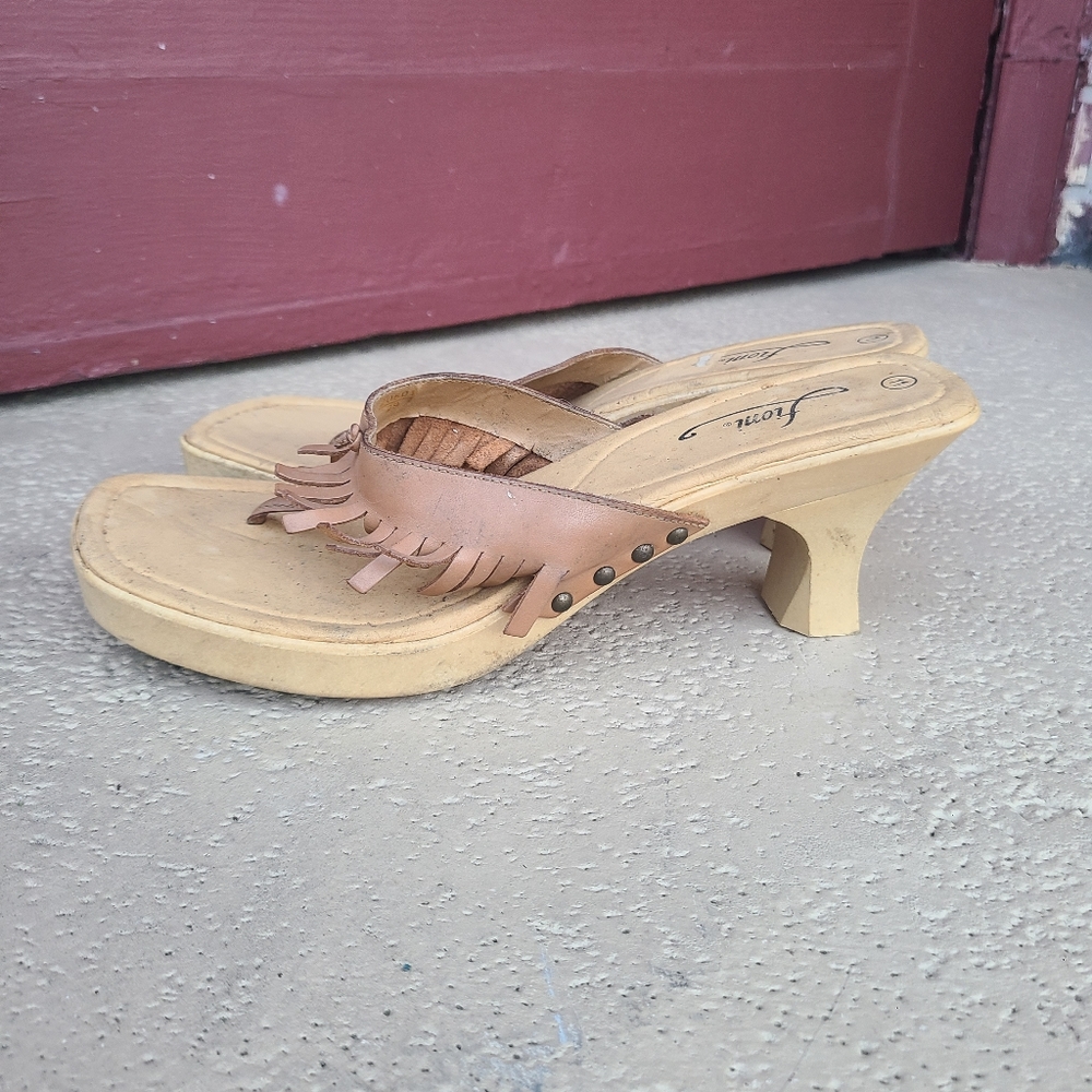 Sandals - Picture 3 of 7